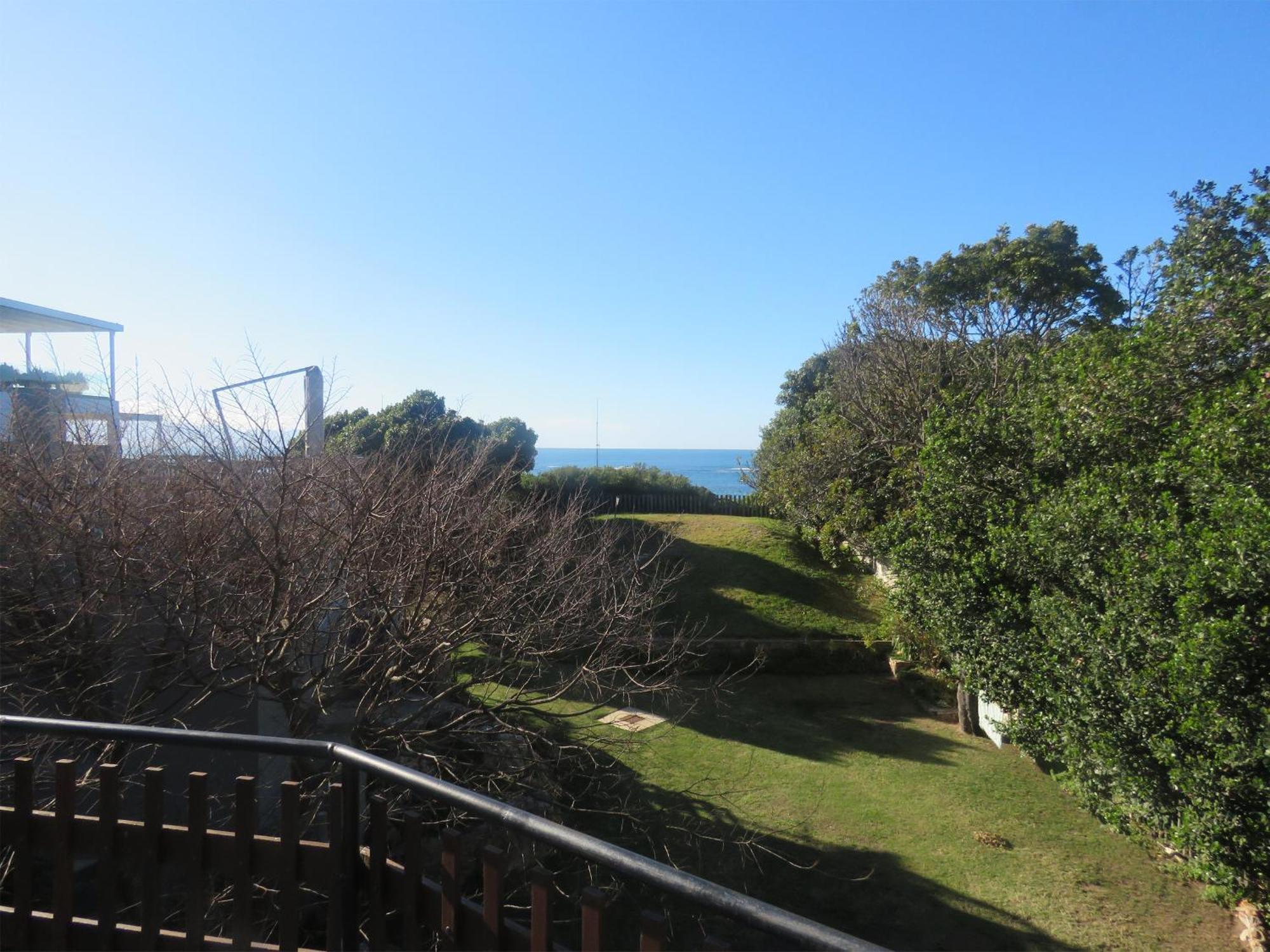 Millrock Beach House Plettenberg Bay Bagian luar foto